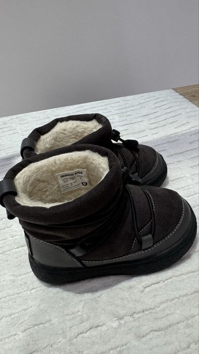 Продам детские зимние ботинки