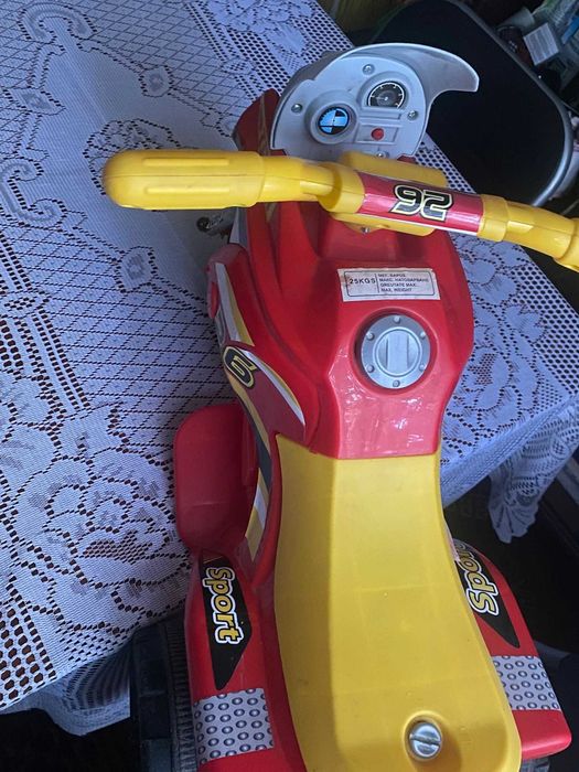 Motocicleta  electrica pentru copii