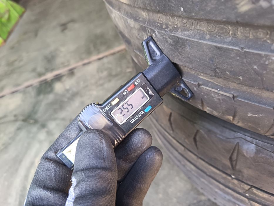 Anvelope vara 235 40 19 continental 2024 5.5-6mm