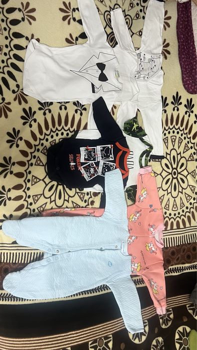 Продам пакет детских вещей