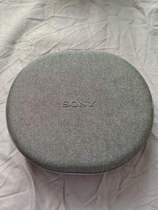 Продаются оригинальные наушники