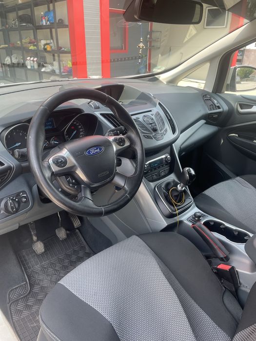 Ford C-Max , an 2013