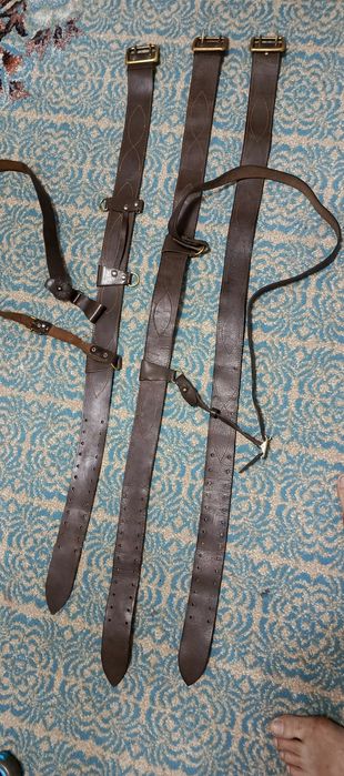 Продам портупея кожаные не современный.