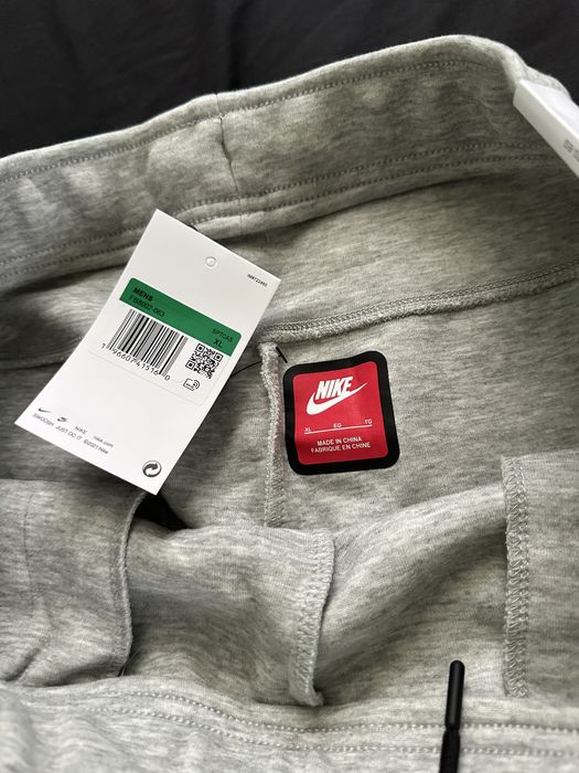 Анцунг Nike tech fleece