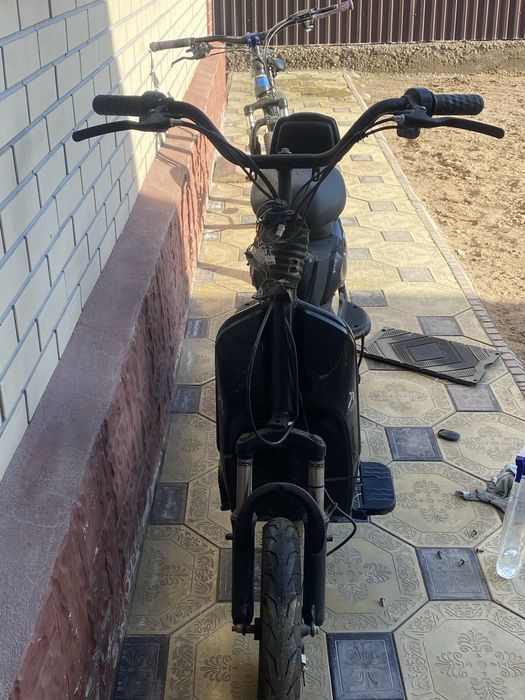 Скутер Amanat x5