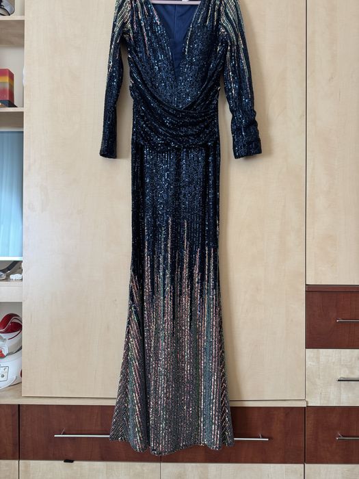 Rochie de ocazie spectaculoasa cu paiete