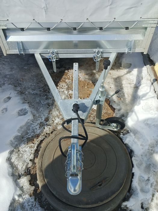 Продам новый прицеп.