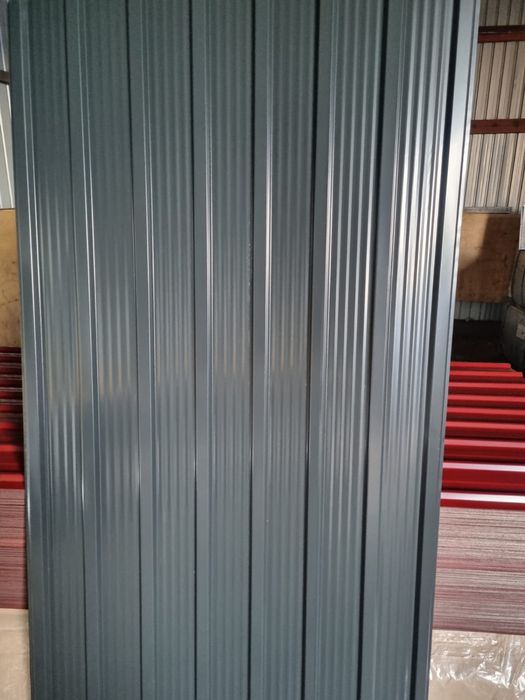 Tablă cutată zincată și colorată