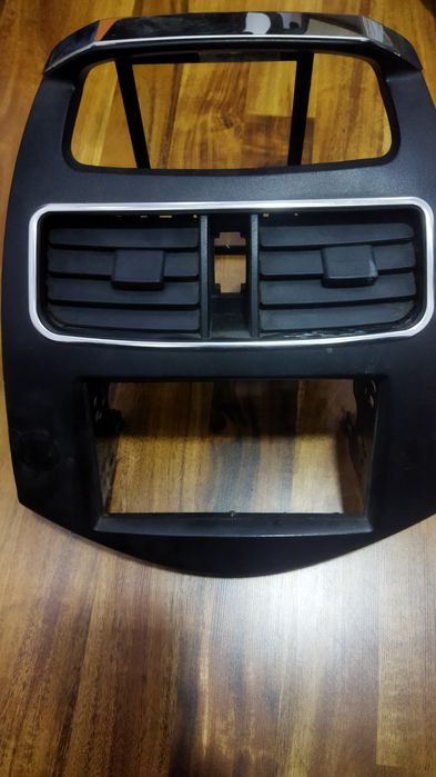 Прода Спарк рамка дефлектор