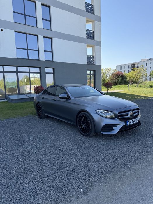 Mercedes-Benz E 400 4MATIC AMG | 333 CP | AIRMATIC | FULL Istoric |