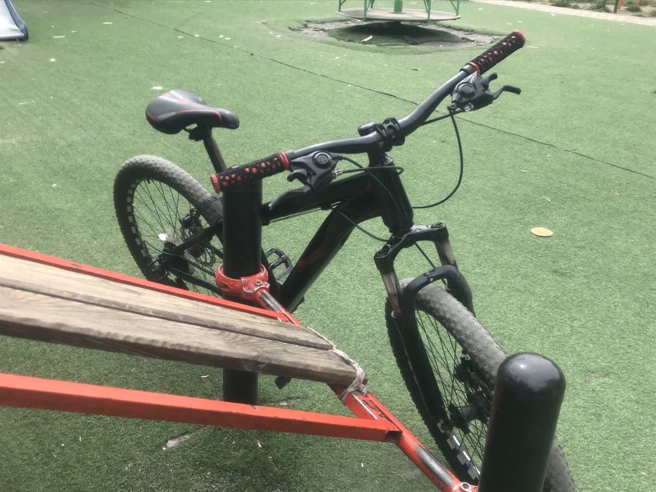 Продам велик крашенный DUSHIMA