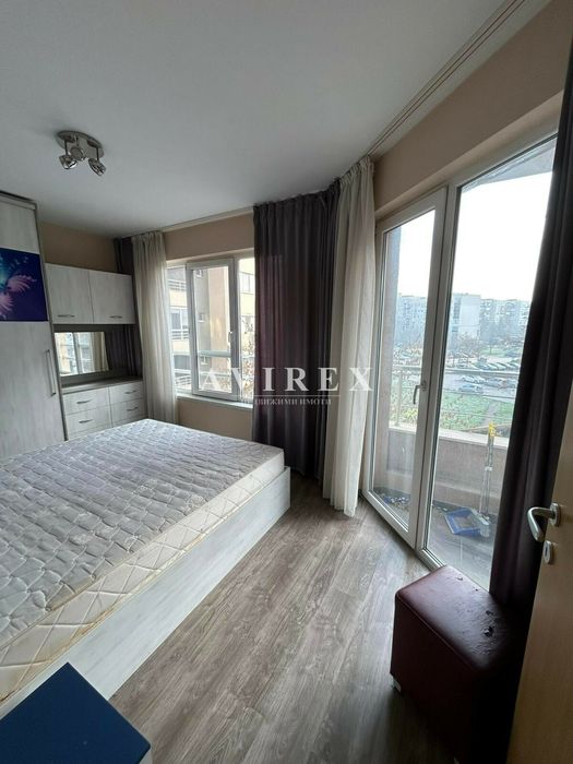 Дава се под наем Двустаен апартамент в Пловдив, Тракия - 70 кв.м за 433.5 € - Снимка #1