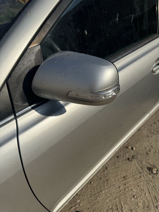 Toyota Avensis 2.2 D-Cat 177 кс на части