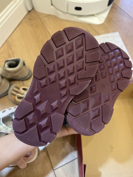 Зимние ботинки бренда Лель