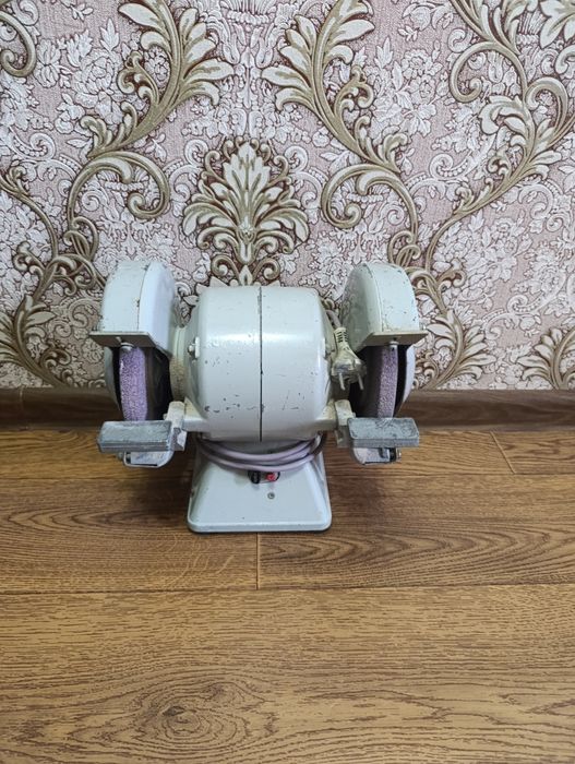 Продаётся точильный станок