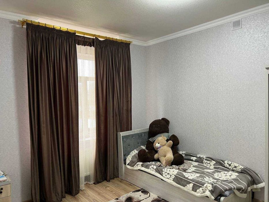 Zangiotada Uy sotiladi