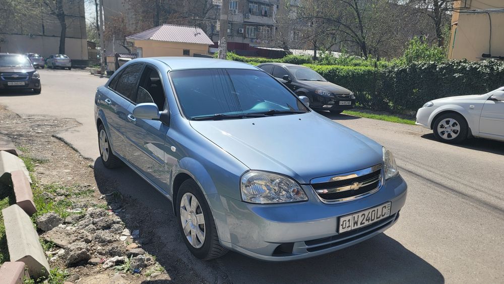 Продаётся ласетти 1.8 в хорошем состоянии