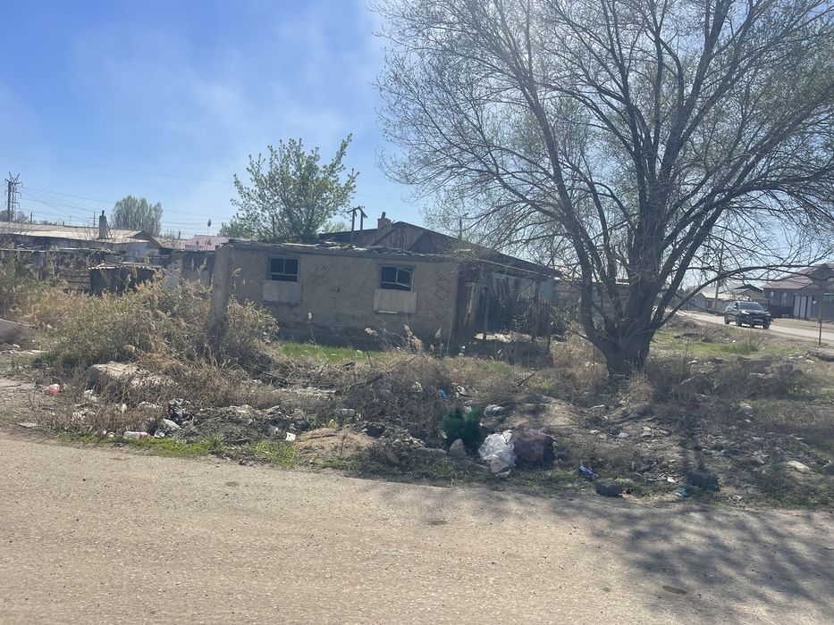 Продам участок муканова // толебаева       .