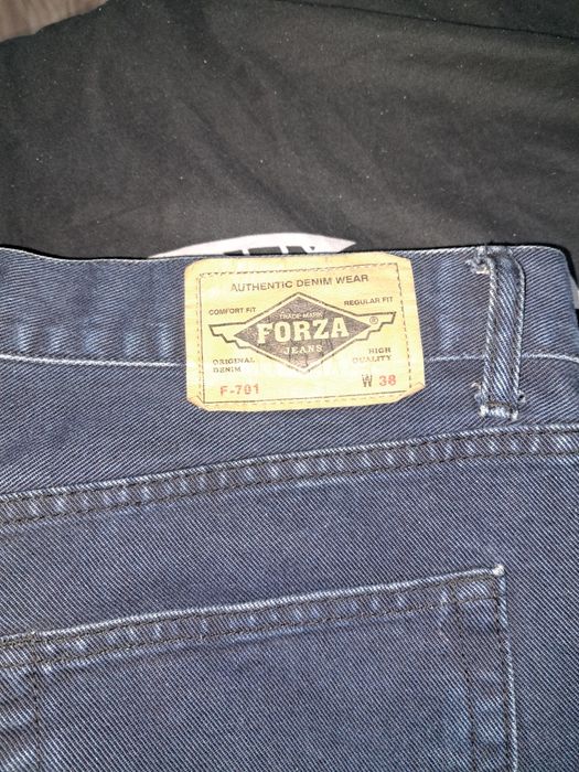 Vand blugi mărimea 54-56 forta jeans