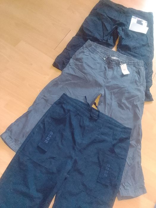 Pantaloni cu etichetă , treisferturi