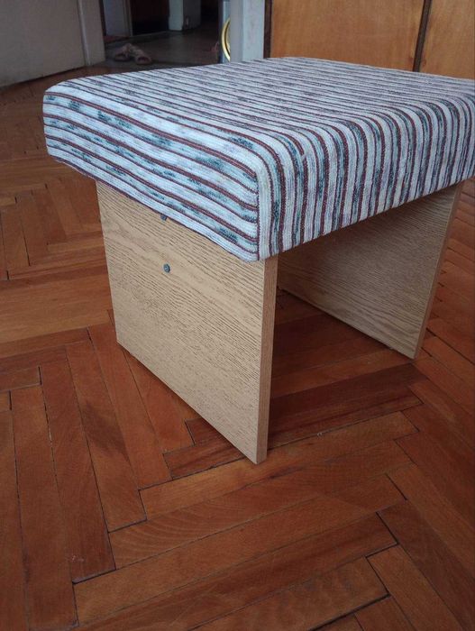 Табуретки, 4 броя