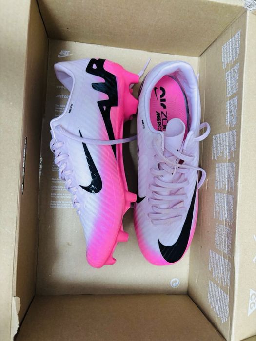 Nike Air Zoom Mercurial Vapor 15