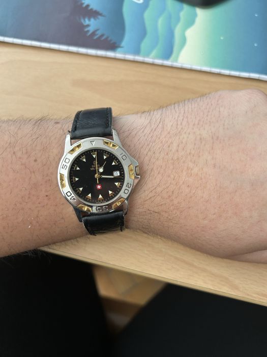 swiss military швейцарски винтидж часовник