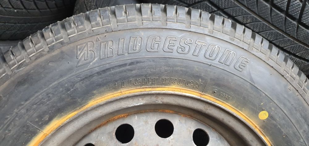 Гуми 4бр  165/ r 14c  - 1бр - 75лв