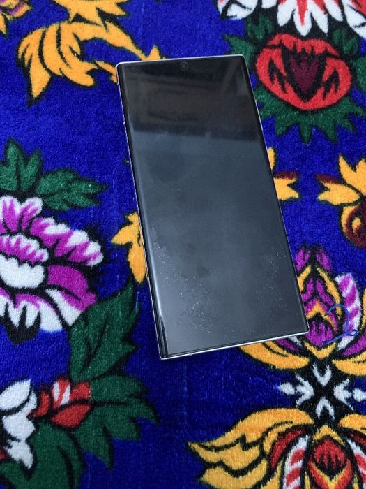 Telefon sotiladi Galaxy S22 Ultra Телефон сотилади