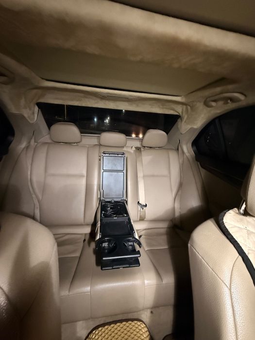 В продаже Mercedes Benz c350