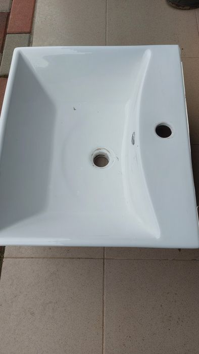 Ghiuveta baie 50/80.Ghiuveta bucatarie +baterie