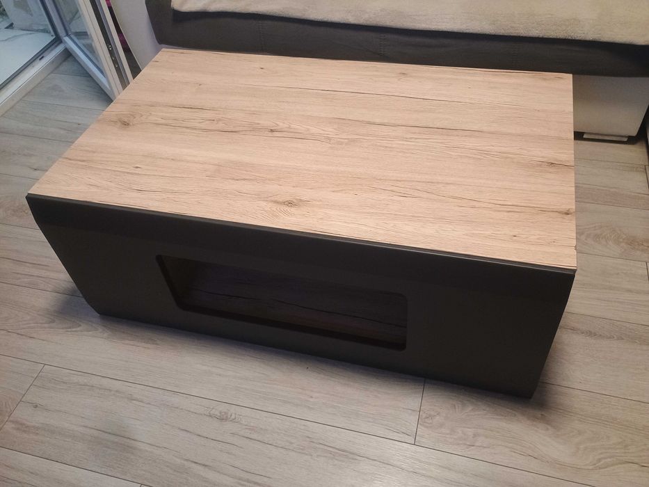 Холна маса Инеста