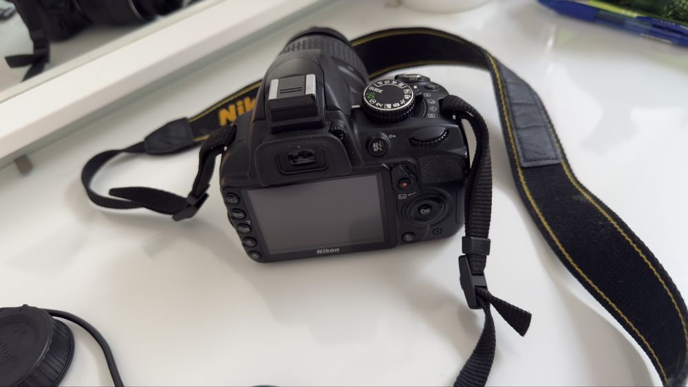 camera Nikon D3100