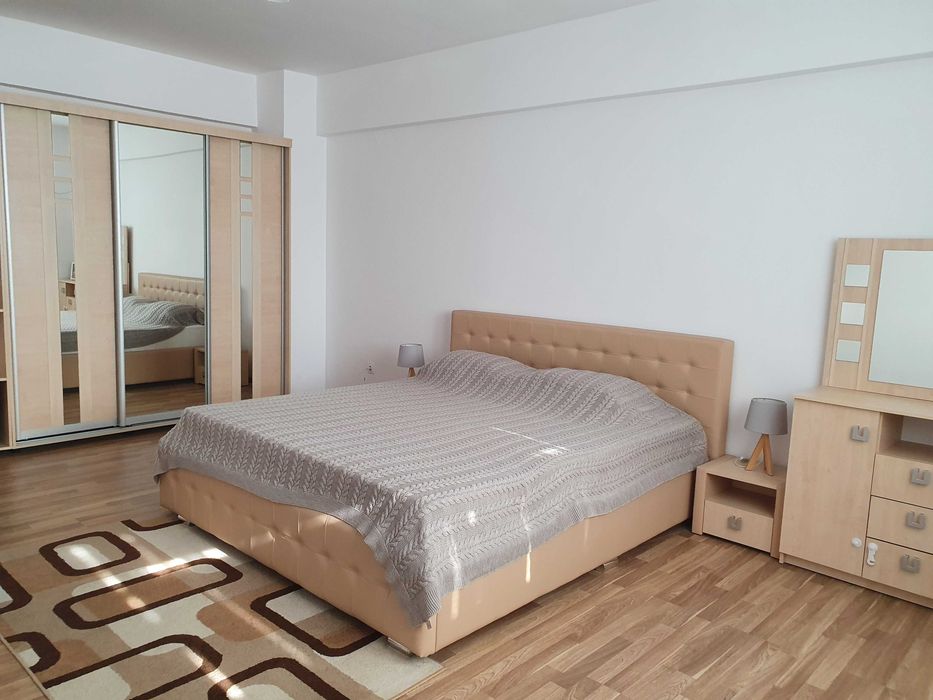 Apartament 3 camere Sondelor 9 Mai