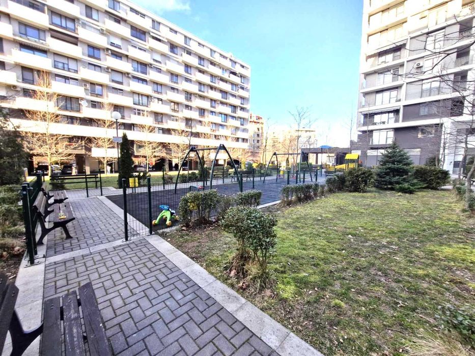 Прекрасен апартамент в Дружба 2