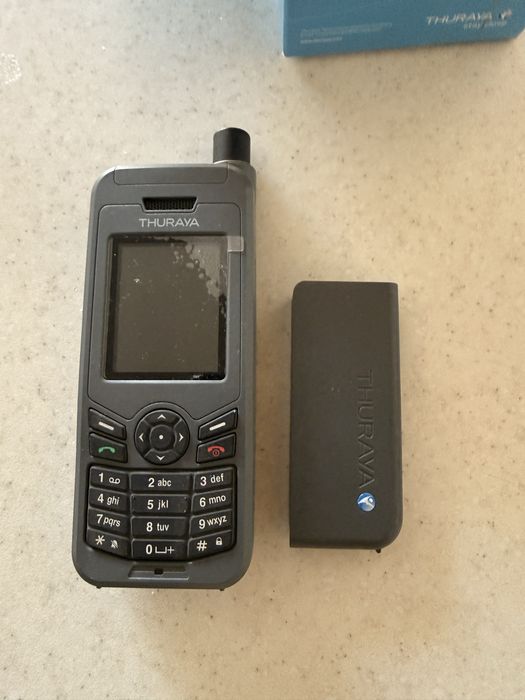 Thuraya XT Lite satelite
