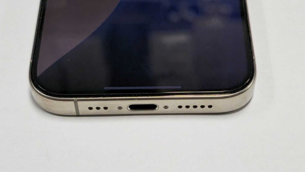 Apple iPhone 15 Pro 128GB Titanium grey