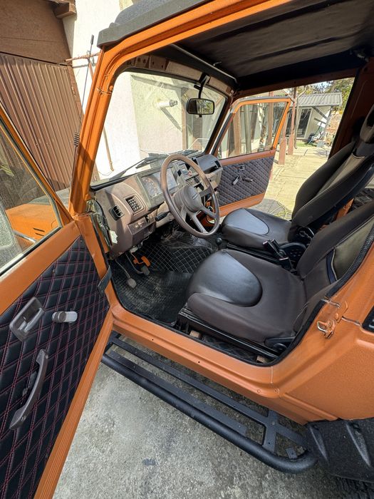 Suzuki samurai offroad