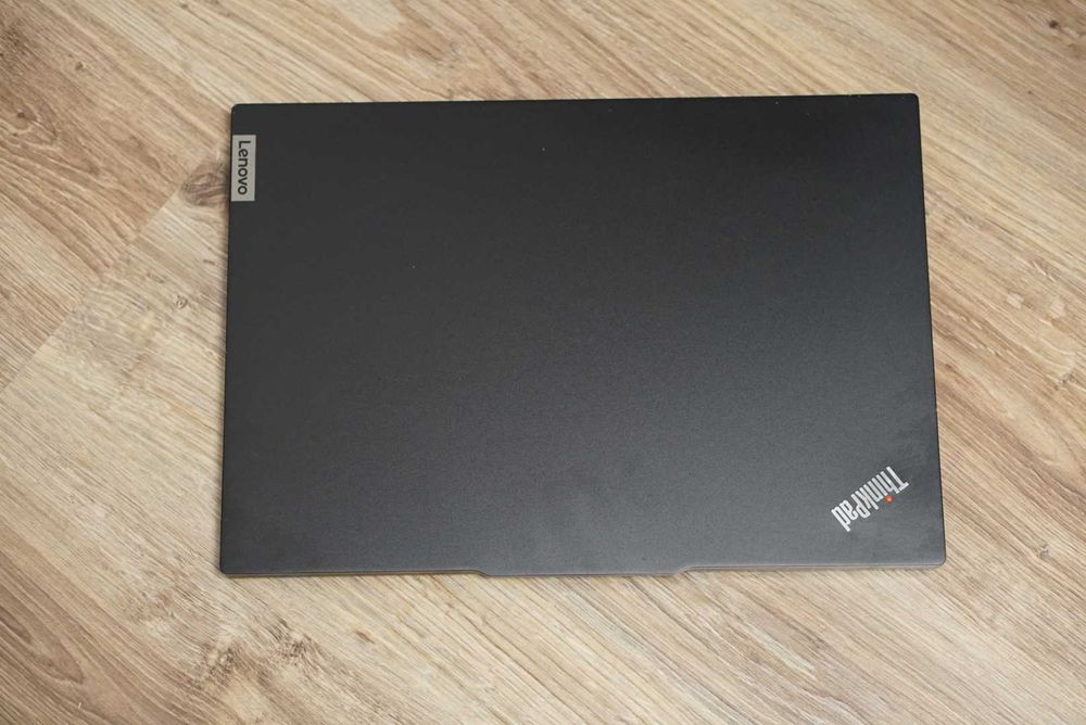 Lenovo ThinkPad E16 Gen 2 Ultra 5 125U 16GB DDR5 256GB SSD