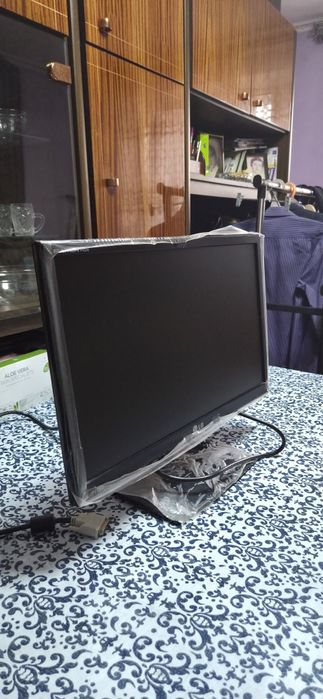 Монитор LG IPS LED