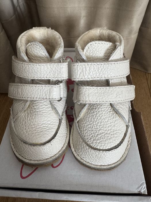 Ghetute imblanite marimea 19 PeBebe