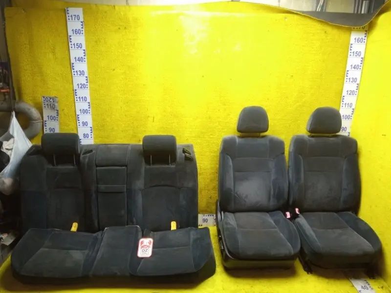 Сиденья toyota crown