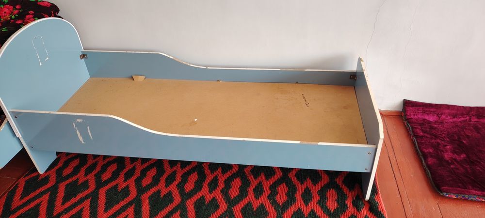 2 ta krovat sotiladi