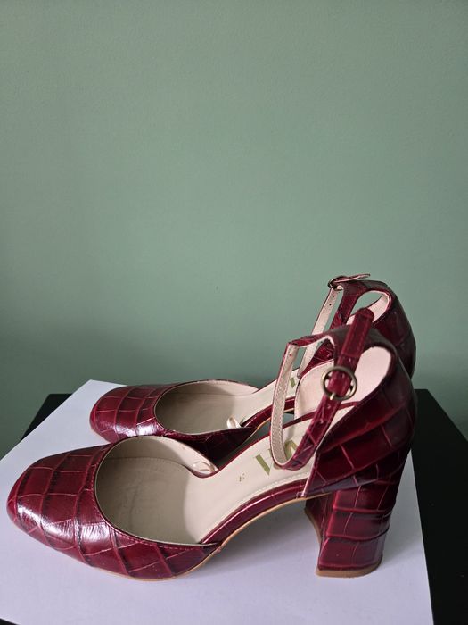 Кожени дамски обувки Zara 38 номер