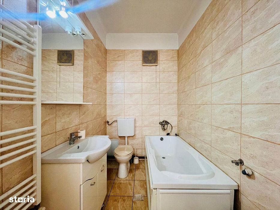 Apartament central renovat | 74 mp | pregătit pentru mutare