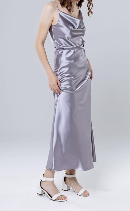 Платья, юбки, топы шелковые