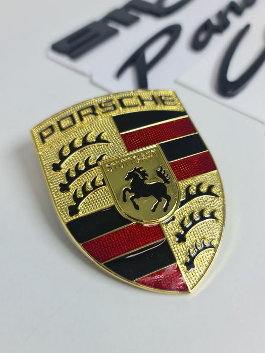 Emblema-Sigla-Logo-Porsche-Neagra-Cayenne-Panamera-911-Turbo-E-Hybrid
