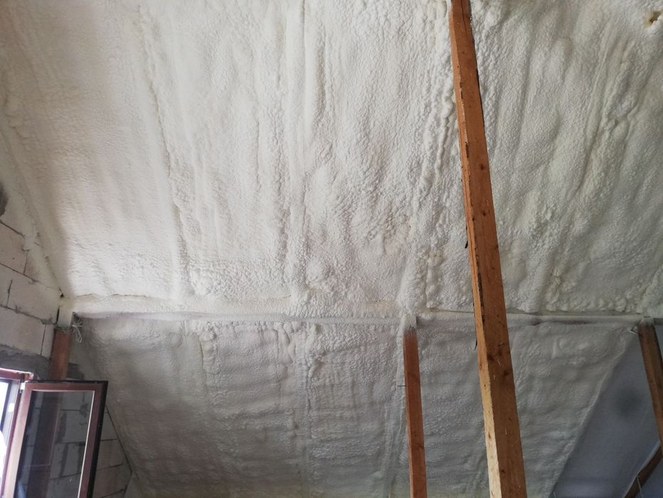 Izolații cu spumă poliuretanică