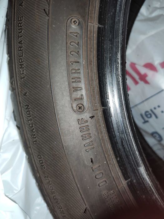 Falken Azenis - anvelope vara 205/55/R17 95W (pana la 270 km/h)