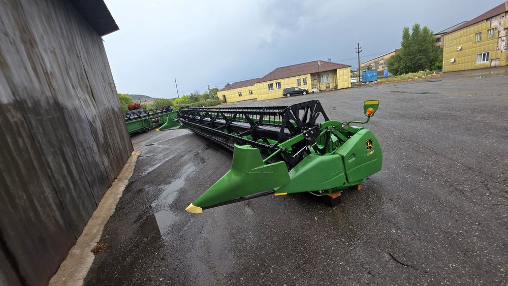 Жатка John Deere 635F